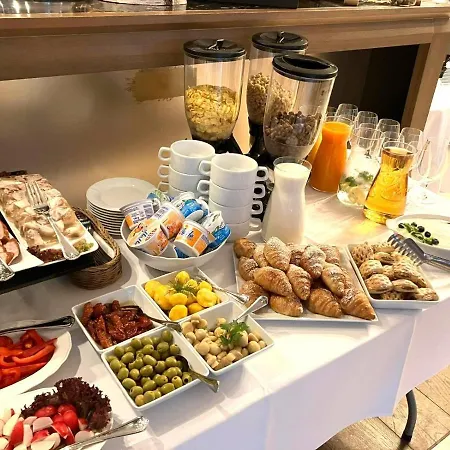 Apartament Stare Miasto * بيتوف